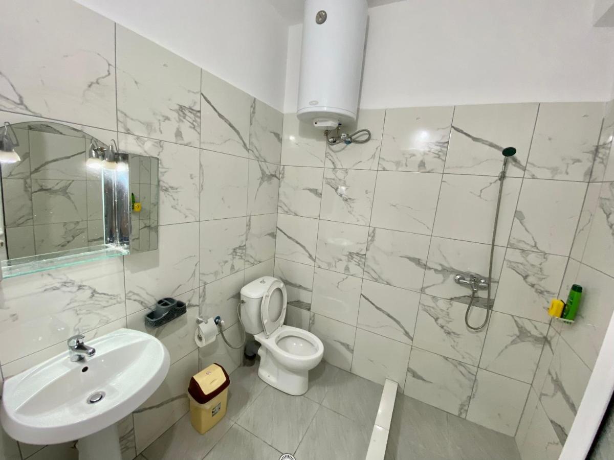 סרנדה Apartmente Pamela מראה חיצוני תמונה