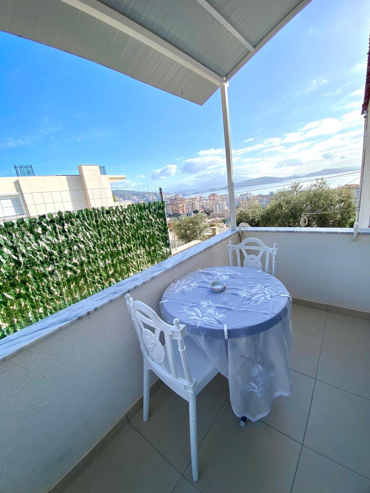 סרנדה Apartmente Pamela מראה חיצוני תמונה