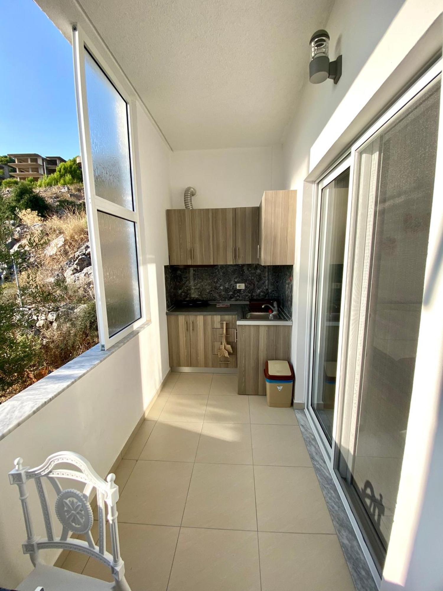 סרנדה Apartmente Pamela מראה חיצוני תמונה