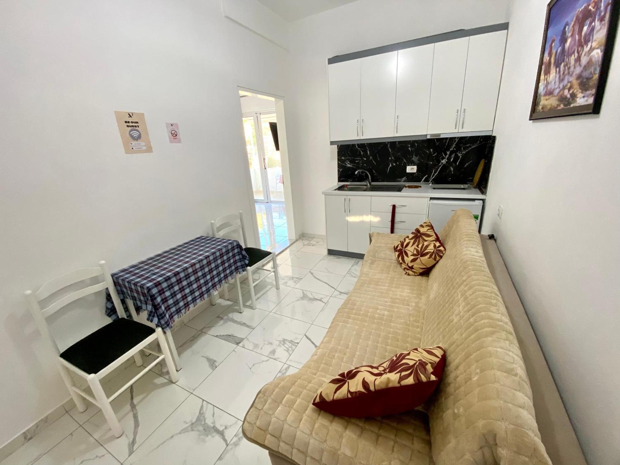 סרנדה Apartmente Pamela מראה חיצוני תמונה