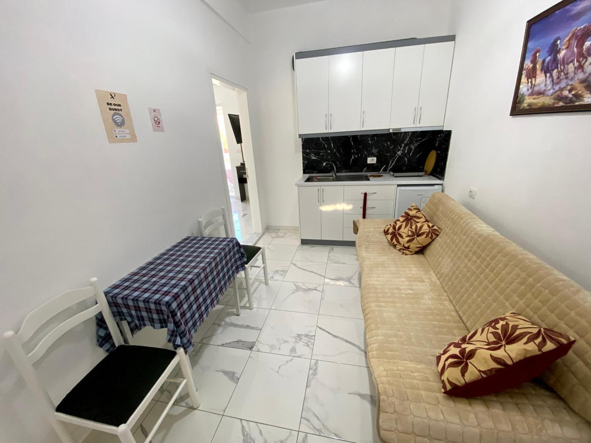 סרנדה Apartmente Pamela מראה חיצוני תמונה
